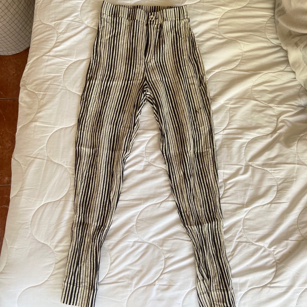 BRANDY MELVILLE striped pants ✨